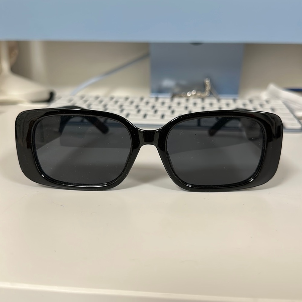 Black sunglasses